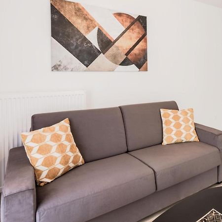 Loggia Disneyland Bmyguest Apartment Chessy  Bagian luar foto