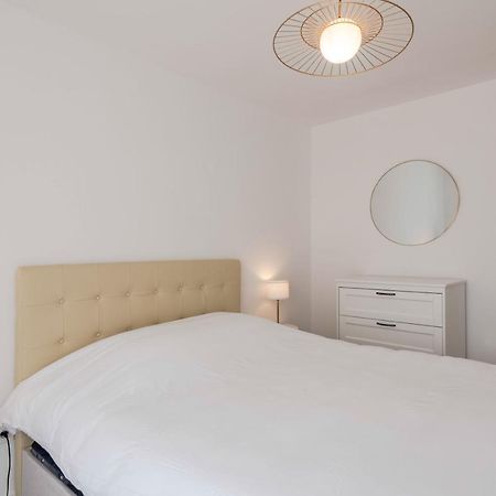 Loggia Disneyland Bmyguest Apartment Chessy  Bagian luar foto